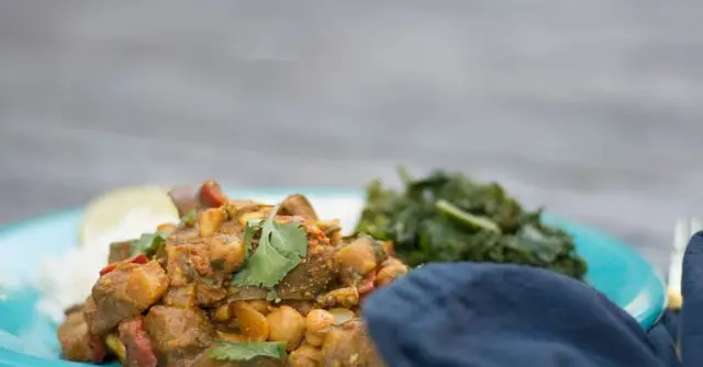 Indian Spiced Chickpea Curry with Spinach and Coconut