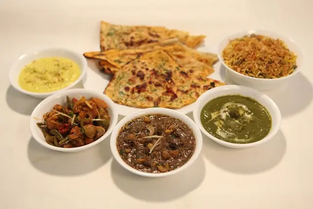 Creamy Palak Dal with Cumin Rice