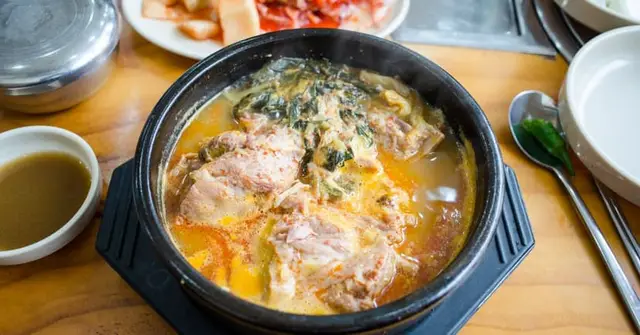 Korean Doenjang Jjigae with Tofu, Mushrooms and Courgette
