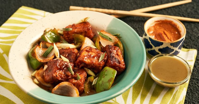 Thai-Inspired Crispy Tofu Stir-Fry with Broccoli and Cashew Sauce