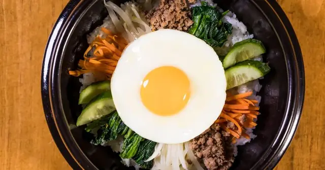 Korean Gochujang Tofu Bibimbap-Style Bowl