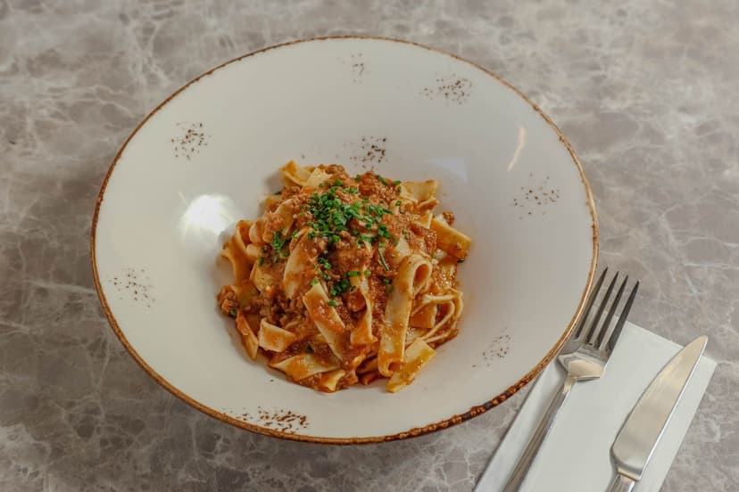 Lentil and Walnut Ragù with Wholewheat Pasta