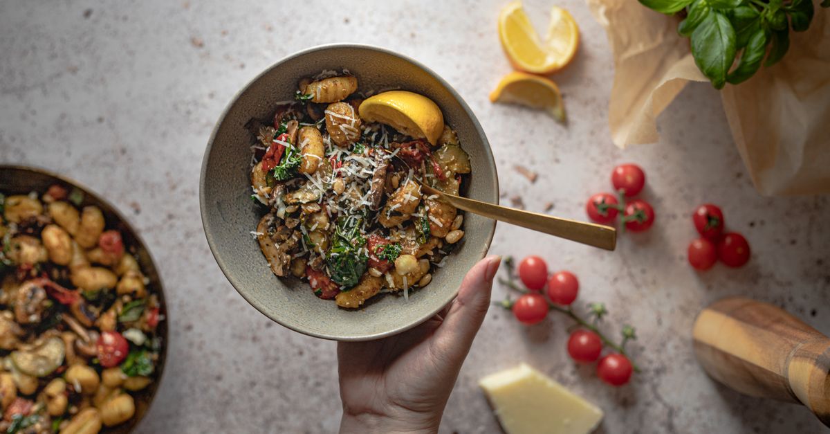 Creamy Mushroom & Spinach Gnocchi