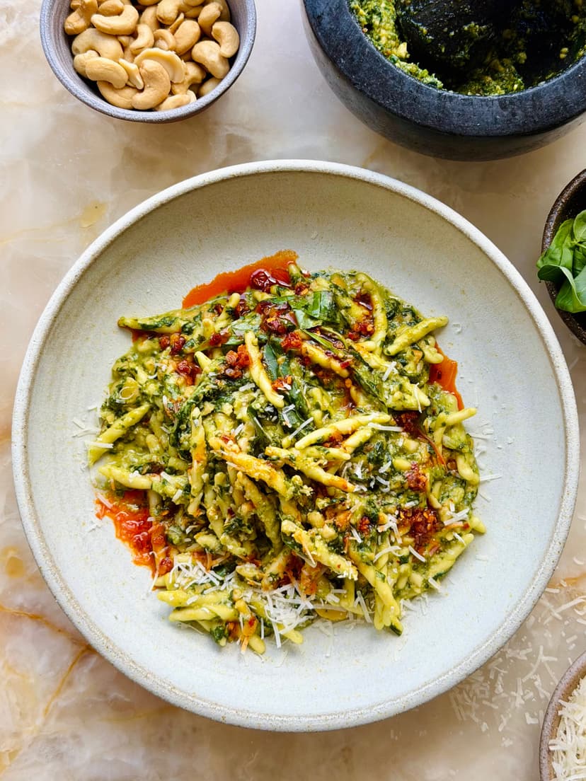 Chilli crisp pesto pasta