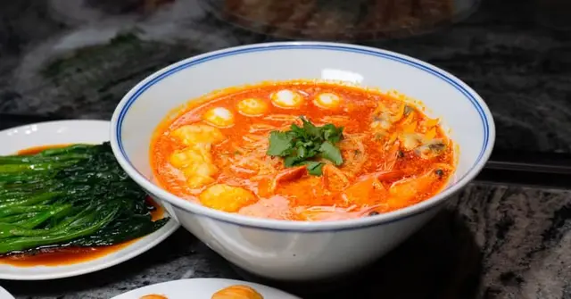 Thai Red Curry with Pumpkin, Green Beans & Tofu