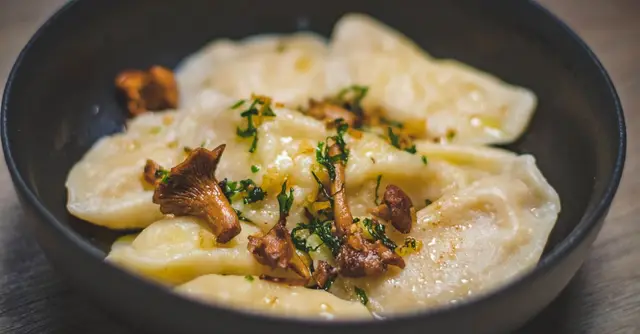 Vegetarian Guinness-style Beer & Mushroom One-Pot Stew with Cheddar Dumplings