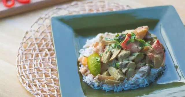 Thai Green Curry with Chicken Thighs and Jasmine Rice