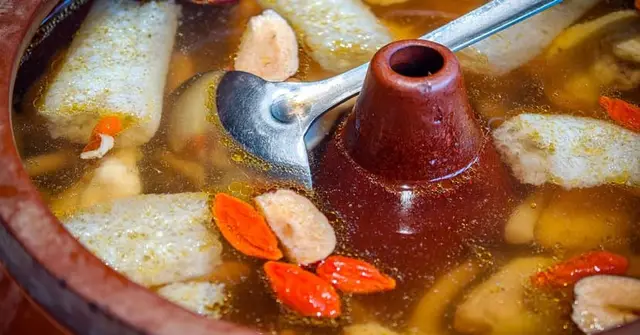 Braised Mushroom and Chestnut Clay Pot