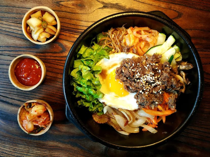 Korean-Inspired Gochujang Sesame Veggie Bibimbap with Crispy Halloumi