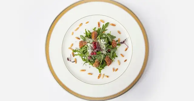 Halloumi and Fig Salad with Rocket and Lemon Dressing