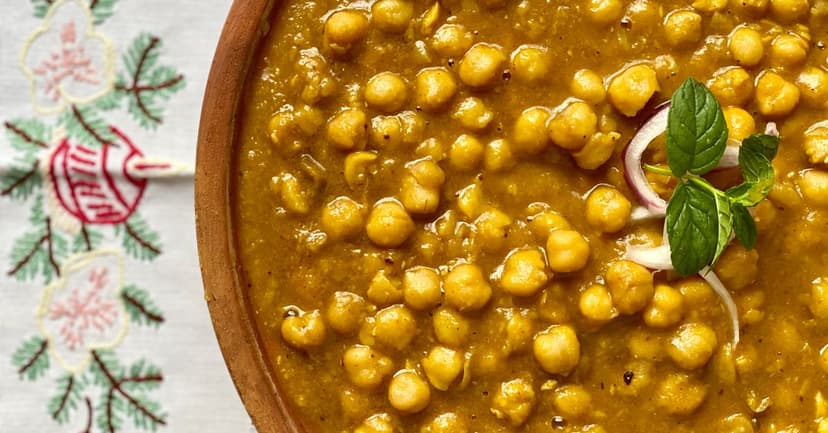 Punjabi Chole with Mini Bhature